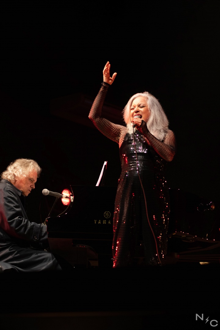 Show Clara Crocodilo- Circulasons