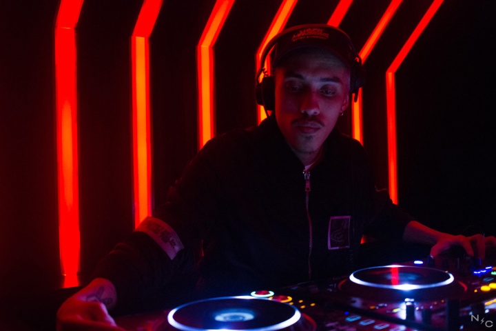 Rhr - Moving D.Edge // Sp